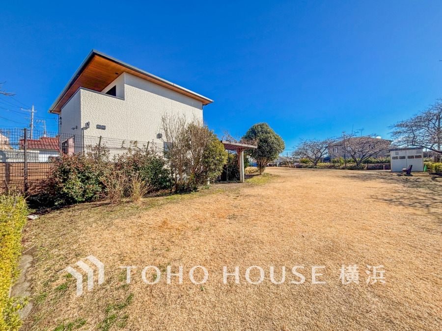 時間のゆとりと空間、爽やかな陽光がもたらす光と風を贅沢なまでに感じる暮らしが始まります。