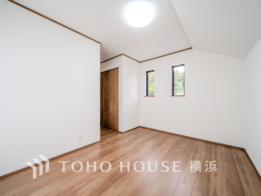 穏やかな寛ぎを届ける上質仕様のゆとりあるお部屋。自分時間を充実させながら心豊かにできるプライベート空間。