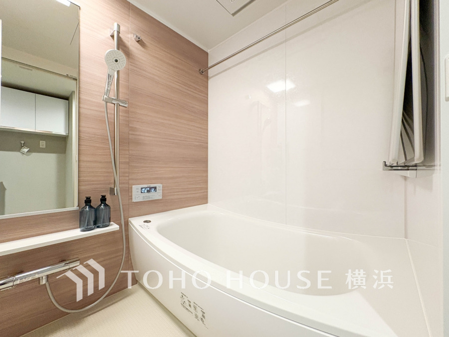 1日の疲れを取り心身を癒すことができる住まいの中のリラクゼーション空間、リラックスできるよう優しいカラーをチョイスしました。時を忘れるほどのんびりできる空間に。