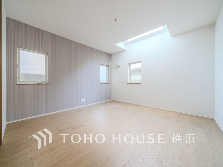 穏やかな寛ぎを届ける上質仕様のゆとりあるお部屋。自分時間を充実させながら心豊かにできるプライベート空間。