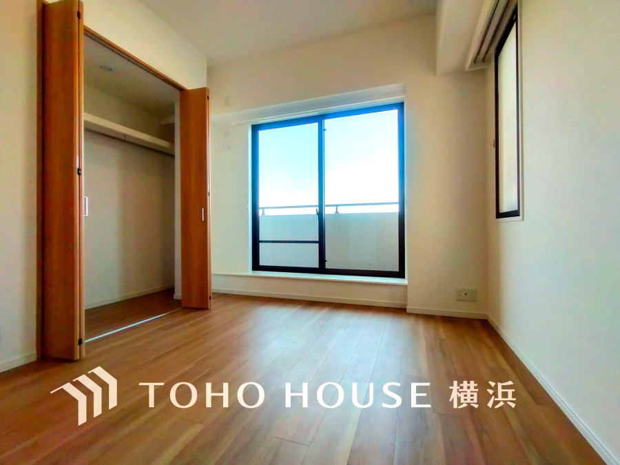 感性を育むプライベートルームはシンプルでスマートな空間。好みの空間で読書をしたり、音楽を聞いたりと一人の時間も充実したものにできます。