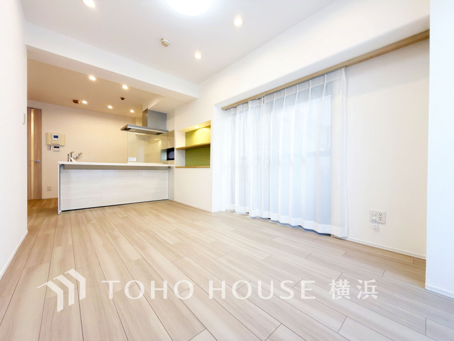 たくさんの想いが美しいカタチに彩られた時、そこにはひと時のくつろぎが生まれ、ゆっくりと愛着が育まれていきます。