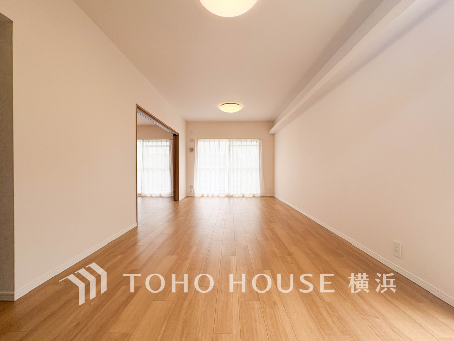 ご家族やお客様との時間など、多くの時を刻む空間。何気なく過ぎる時でさえも上質なひと時となる快適な空間を目指して。