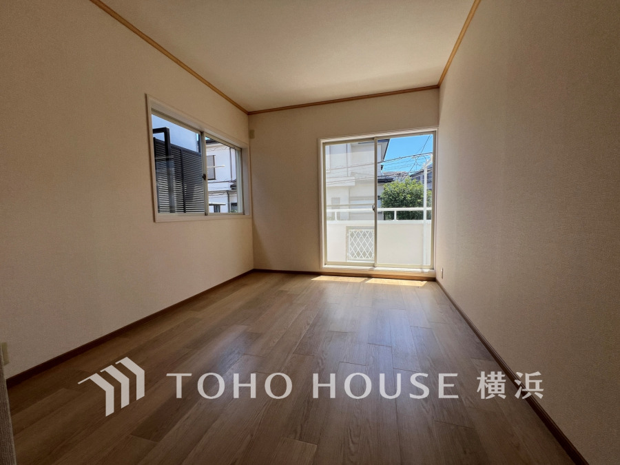 穏やかな寛ぎを届ける上質仕様のゆとりあるお部屋。自分時間を充実させながら心豊かにできるプライベート空間。