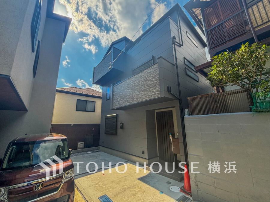 時間のゆとりと空間、爽やかな陽光がもたらす光と風を贅沢なまでに感じる暮らしが始まります。
