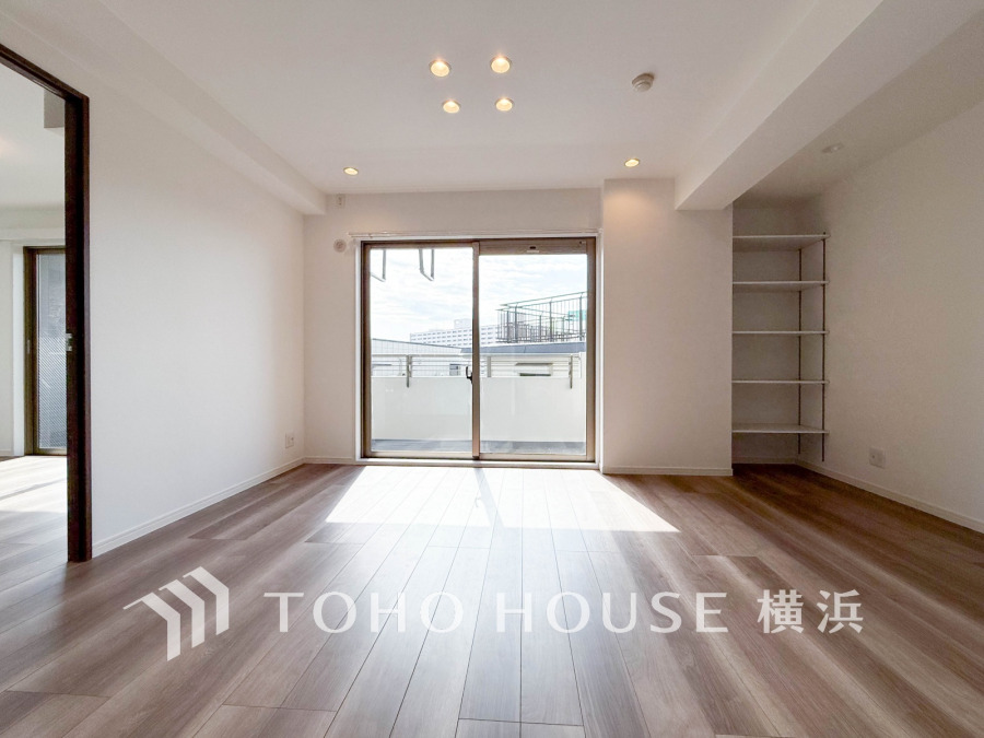 穏やかな寛ぎを届ける上質仕様のゆとりあるお部屋。自分時間を充実させながら心豊かにできるプライベート空間。