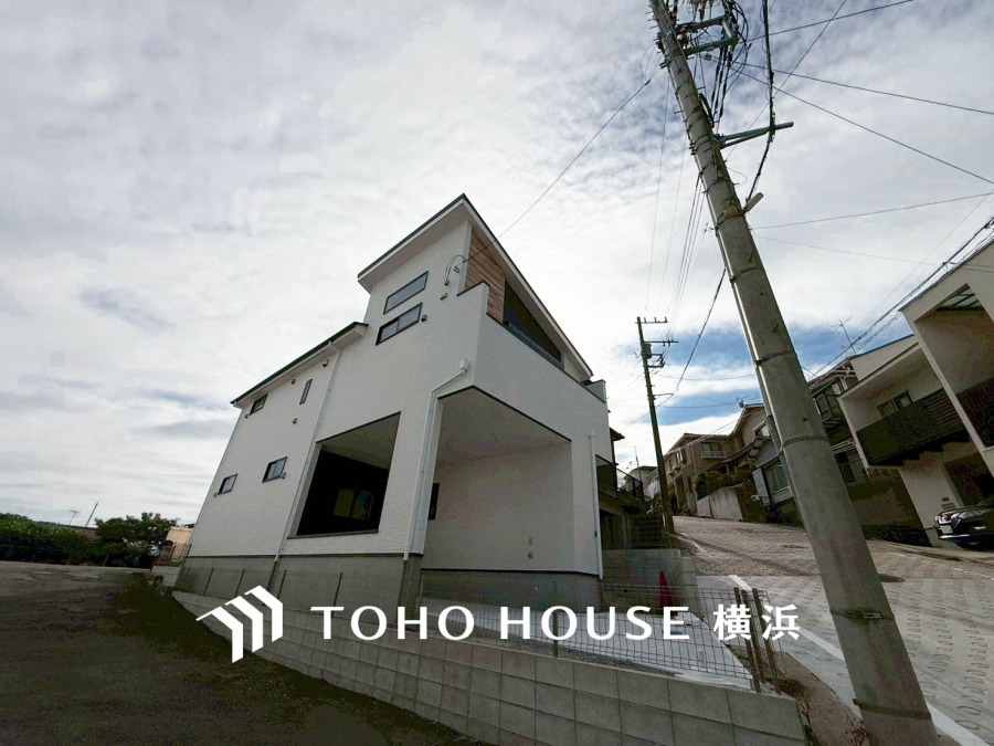 ここから始まる「日常」はご家族にとって大切で貴重な時間。少しでも豊かに、少しでも快適に。そんな想いから生まれた本邸宅は、これから先のお住まいをきっと支えてくれるはずです。