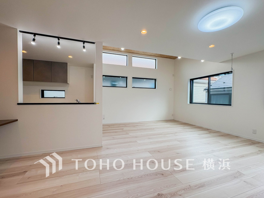 開放感と居住性を満たしてくれる間取り設計。デザインされたおしゃれな空間
