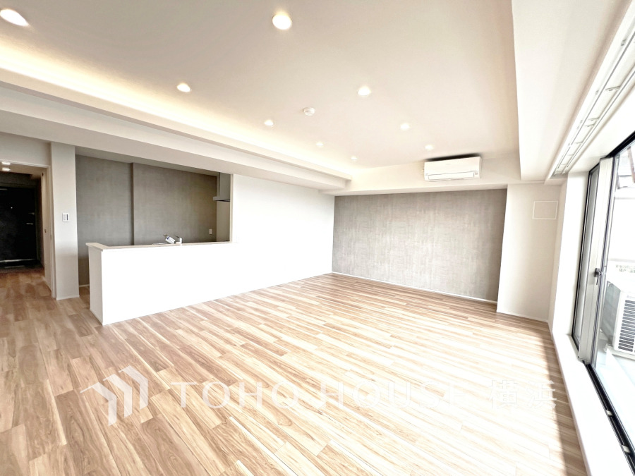 ご家族やお友達との時間など、多くの時を刻む空間。何気なく過ぎる時でさえも上質なひと時となる快適な空間を目指して。