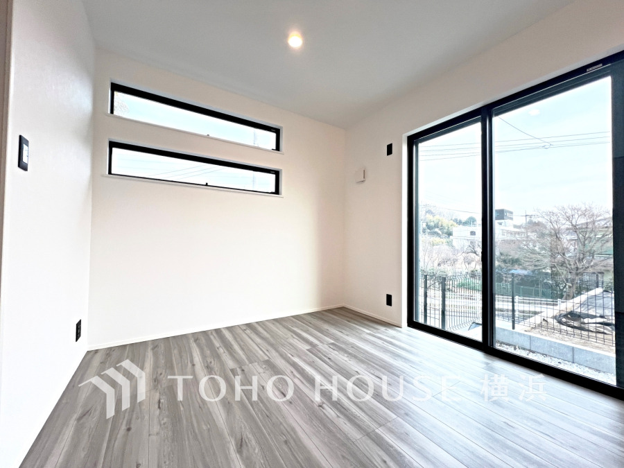 感性を育むプライベートルームはシンプルでスマートな空間。好みの空間で読書をしたり、音楽を聞いたりと一人の時間も充実したものにできます。