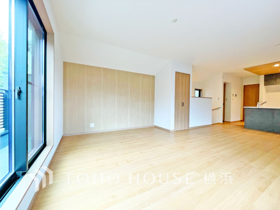 ご家族やお友達との時間など、多くの時を刻む空間。何気なく過ぎる時でさえも上質なひと時となる快適な空間を目指して。