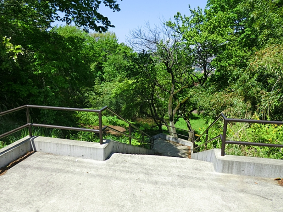 飯島南公園まで　約1400ｍ