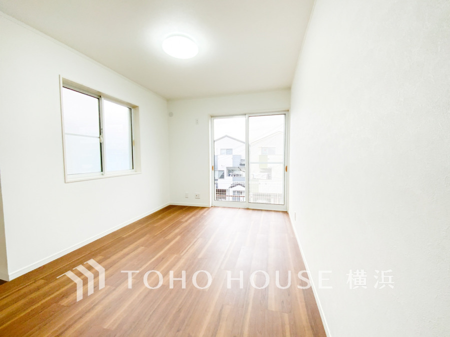 家族一人ひとりの大切なプライベート空間。趣味・感性で個性的に飾って頂けるようシンプルに仕上げてあります。自分時間を充実させながら心豊かなひとときを過ごすための大切な空間。