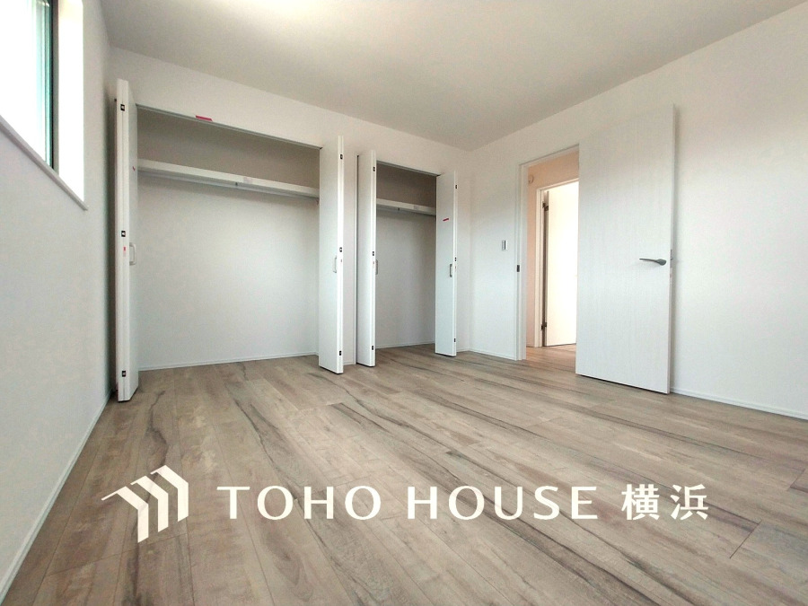 穏やかな寛ぎを届ける上質仕様のゆとりあるお部屋。自分時間を充実させながら心豊かにできるプライベート空間。