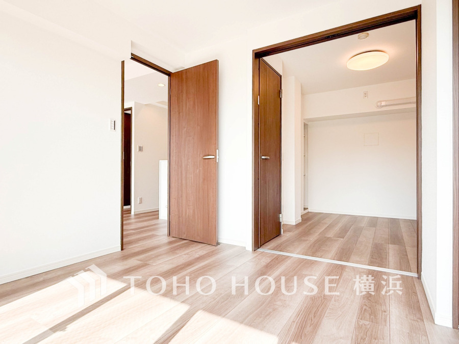 感性を育むプライベートルームはシンプルでスマートな空間。好みの空間で読書をしたり、音楽を聞いたりと一人の時間も充実したものにできます。