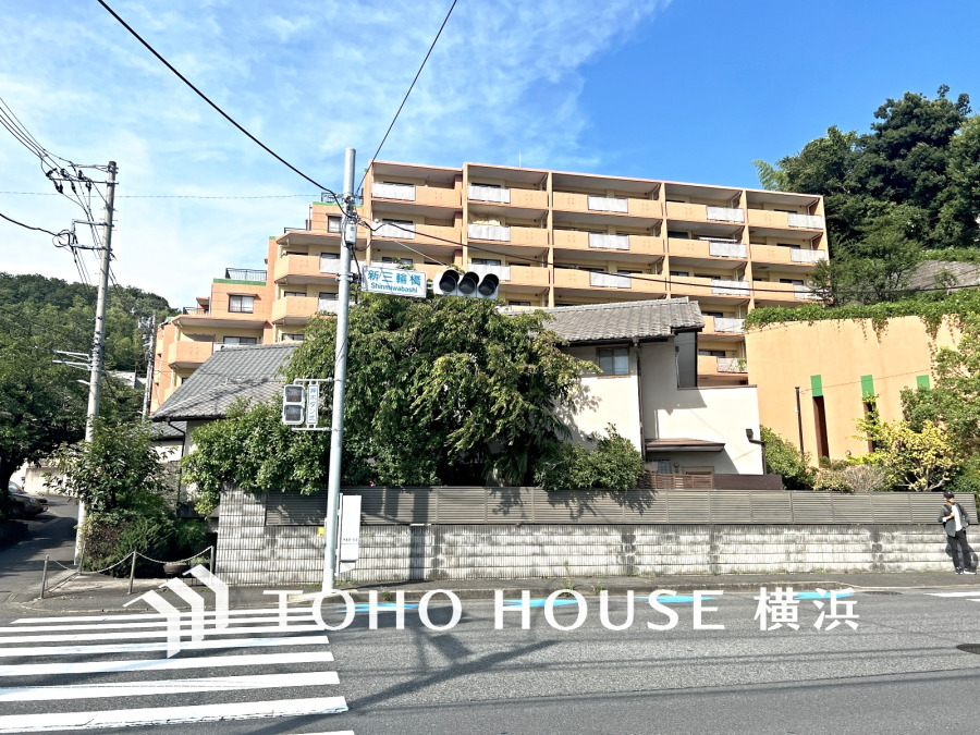 時間のゆとりと空間、爽やかな陽光がもたらす光と風を贅沢なまでに感じる暮らしが始まります。