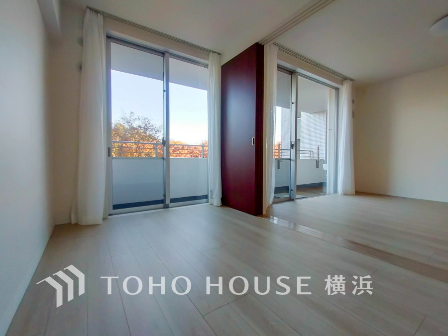 感性を育むプライベートルームはシンプルでスマートな空間。好みの空間で読書をしたり、音楽を聞いたりと一人の時間も充実したものにできます。