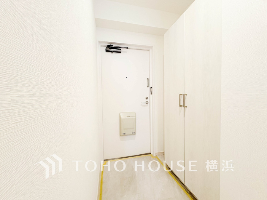 居住者の帰り、訪れる方を優しく迎え、やすらぎに満ちた生活空間を予感させる。健やかな暮らしを楽しめそう。