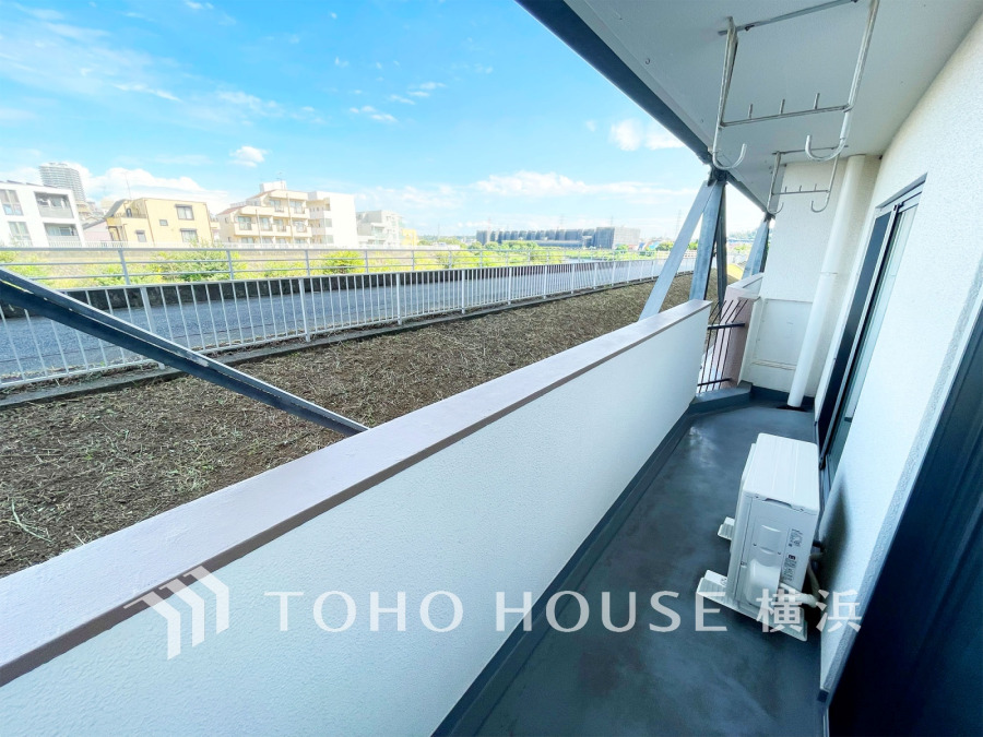 静かに流れる川のせせらぎとともに重ねる時間、変わることのない価値の一つ。