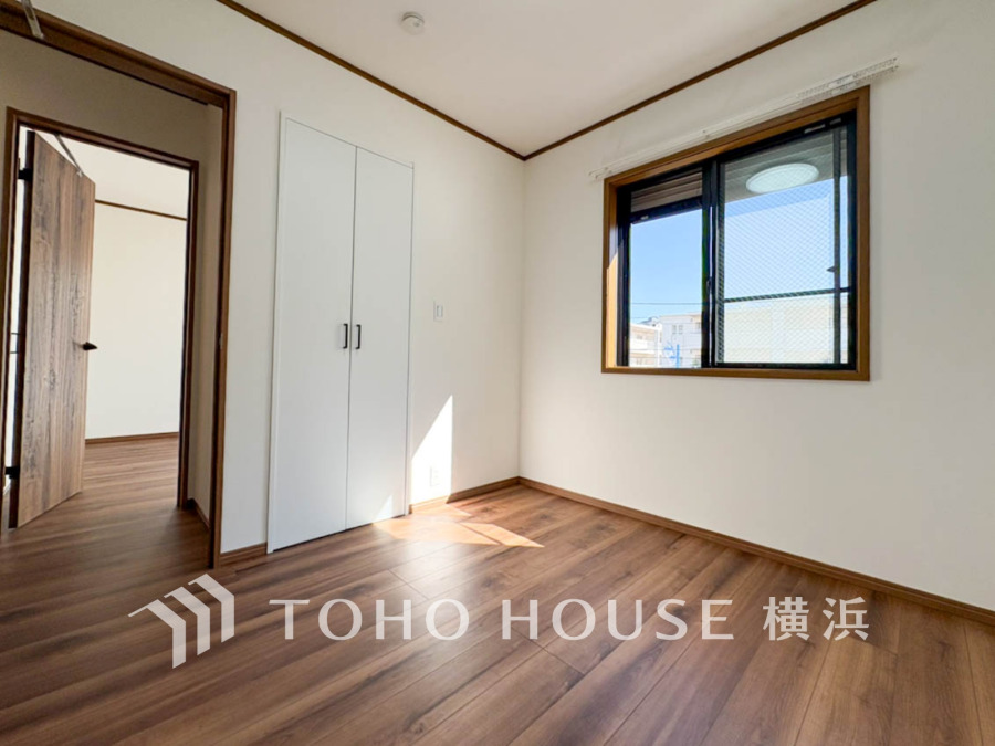 感性を育むプライベートルームはシンプルでスマートな空間。好みの空間で読書をしたり、音楽を聞いたりと一人の時間も充実したものにできます。