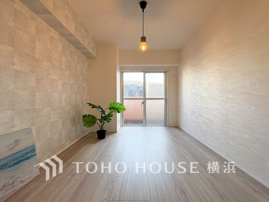 感性を育むプライベートルームはシンプルでスマートな空間。好みの空間で読書をしたり、音楽を聞いたりと一人の時間も充実したものにできます。