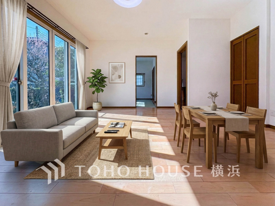 太陽の恵みを受けた明るい空間。吹きぬける風を感じながら爽やかで風通しの良い暮らしが叶います。（家具・装飾品はAI加工です）
