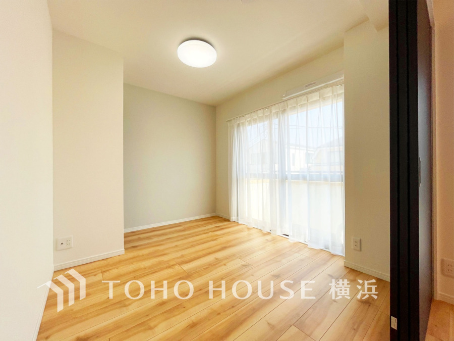 感性を育むプライベートルームはシンプルでスマートな空間。好みの空間で読書をしたり、音楽を聞いたりと一人の時間も充実したものにできます。