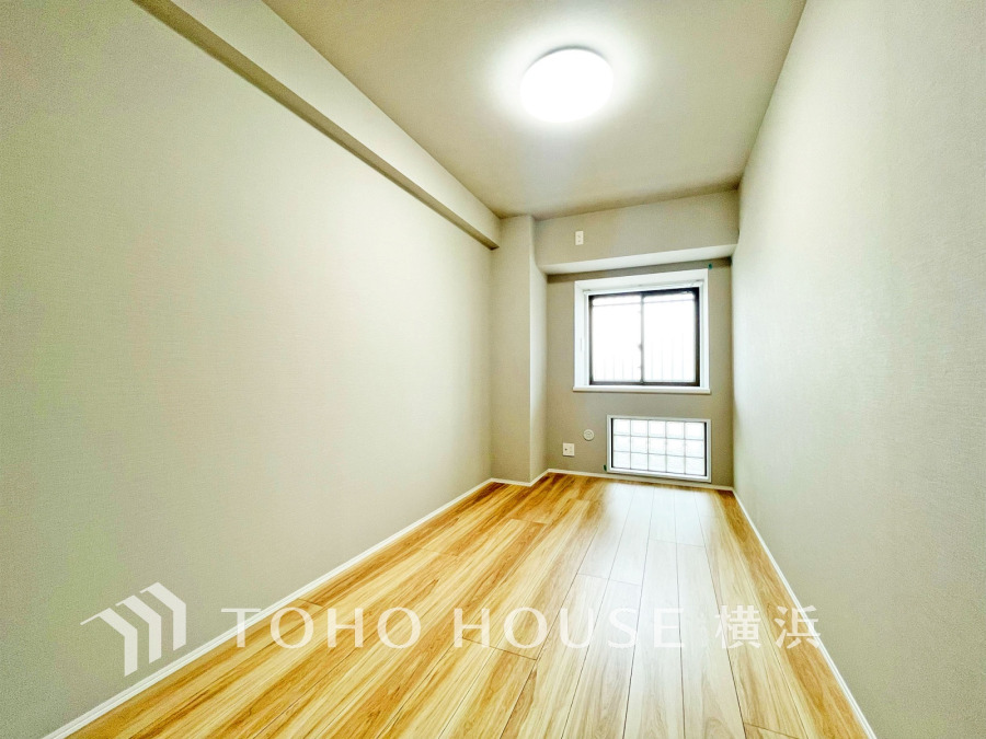 感性を育むプライベートルームはシンプルでスマートな空間。好みの空間で読書をしたり、音楽を聞いたりと一人の時間も充実したものにできます。