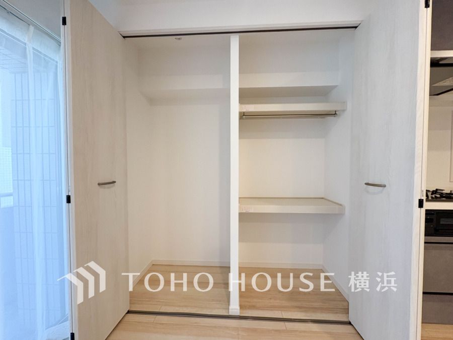 お客様の求める本当の“住み心地”とは何なのか。そのための一手間一工夫を惜しみません。街並みや周辺の環境に呼応しながら、美しく、そして毎日の暮らしを考慮した機能性の高い住まい。