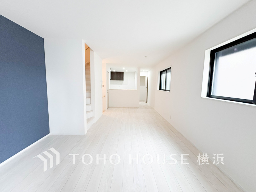 ご家族やお友達との時間など、多くの時を刻む空間。何気なく過ぎる時でさえも上質なひと時となる快適な空間を目指して。