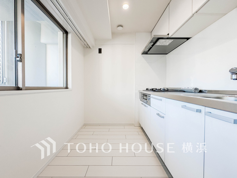 長い時間滞在するキッチンだからこそ、食事の準備を楽しい時間に、忙しい時でもスムーズに無駄なく作業できる、お手入れも簡単にできるなど、毎日を楽しくするキッチンスペースに仕上げました。