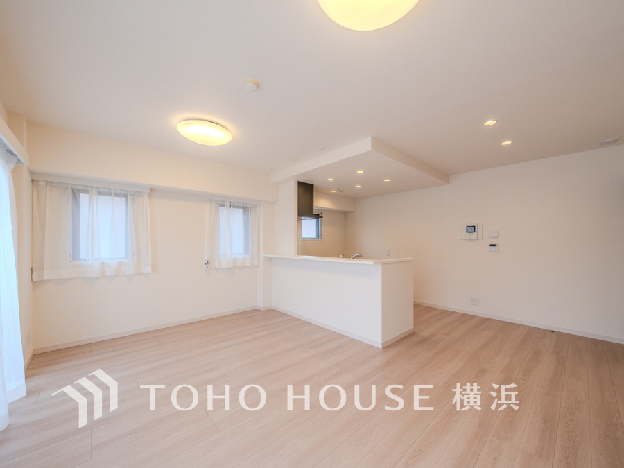 たくさんの想いが美しいカタチに彩られた時、そこにはひと時のくつろぎが生まれ、ゆっくりと愛着が育まれていきます。