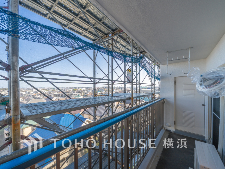 【2026年4月撮影】陽射しとともに、少しずつ装いを変える街の景観から、星空が地上に映りこむかのような夜景の煌きまで、この街ならではの美しい風景。