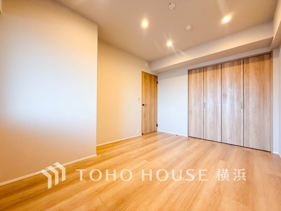 穏やかな寛ぎを届ける上質仕様のゆとりあるお部屋。自分時間を充実させながら心豊かにできるプライベート空間。