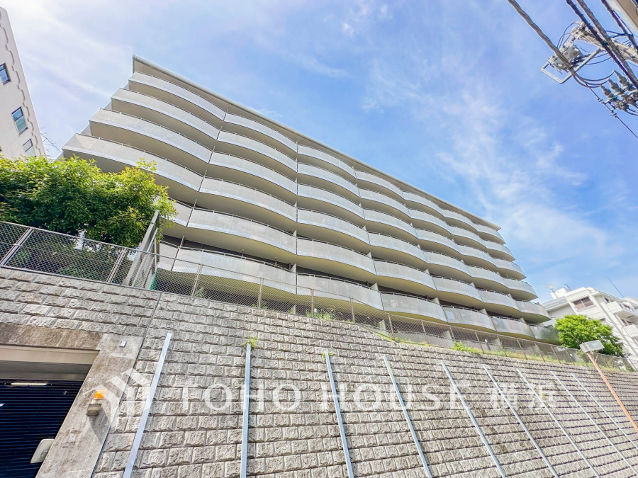 時間のゆとりと空間、爽やかな陽光がもたらす光と風を贅沢なまでに感じる暮らしが始まります。