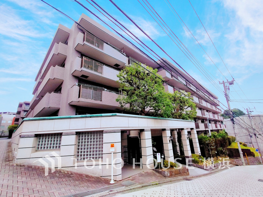 流行に左右されず、将来に渡って価値が継続する「上質」な佇まい。お洒落な雰囲気や自然の潤い、親しみやすさといった個性を、街に新たな価値をもたらし続ける。