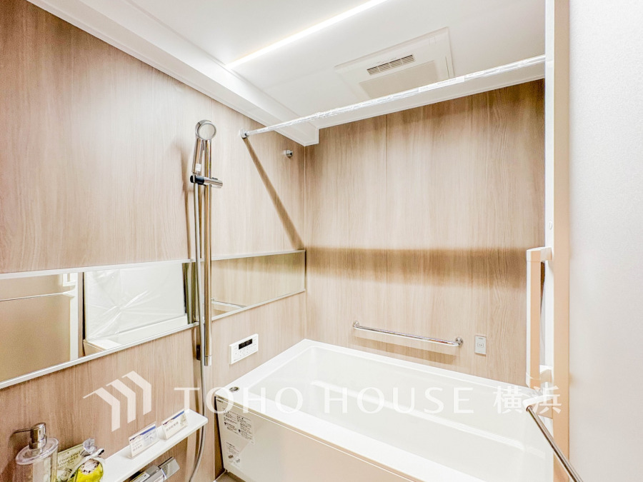 1日の疲れを取り心身を癒すことができる住まいの中のリラクゼーション空間、リラックスできるよう優しいカラーをチョイスしました。時を忘れるほどのんびりできる空間に。