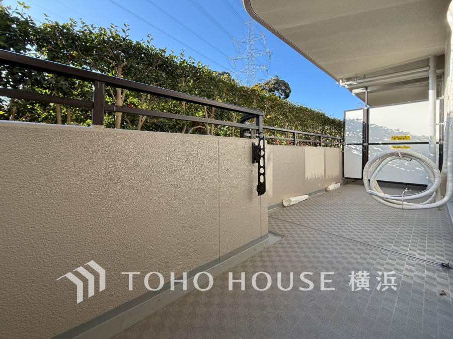 暮らしの中で光と風を演出してくれるバルコニー。爽やかな風を感じ、暖かな光を浴びて、快適な暮らしをここから。
