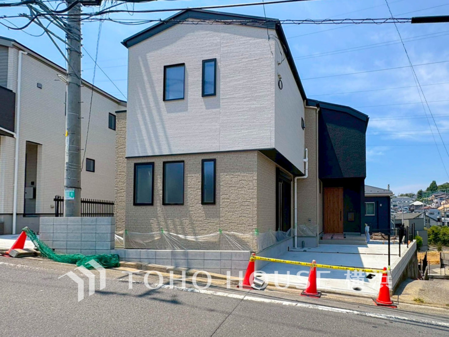 流行に左右されず、将来にわたって価値が継続する「上質」な佇まい。おしゃれな雰囲気や自然の潤い、親しみやすさといった個性を、街に新たな価値をもたらし続けます。