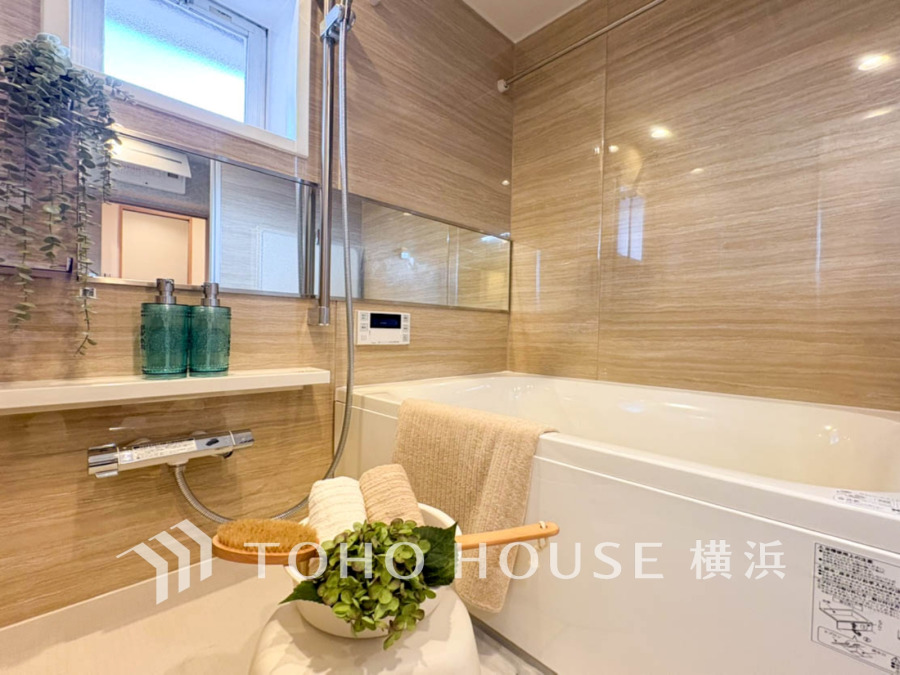 1日の疲れを取り心身を癒すことができる住まいの中のリラクゼーション空間、リラックスできるよう優しいカラーをチョイスしました。時を忘れるほどのんびりできる空間に。