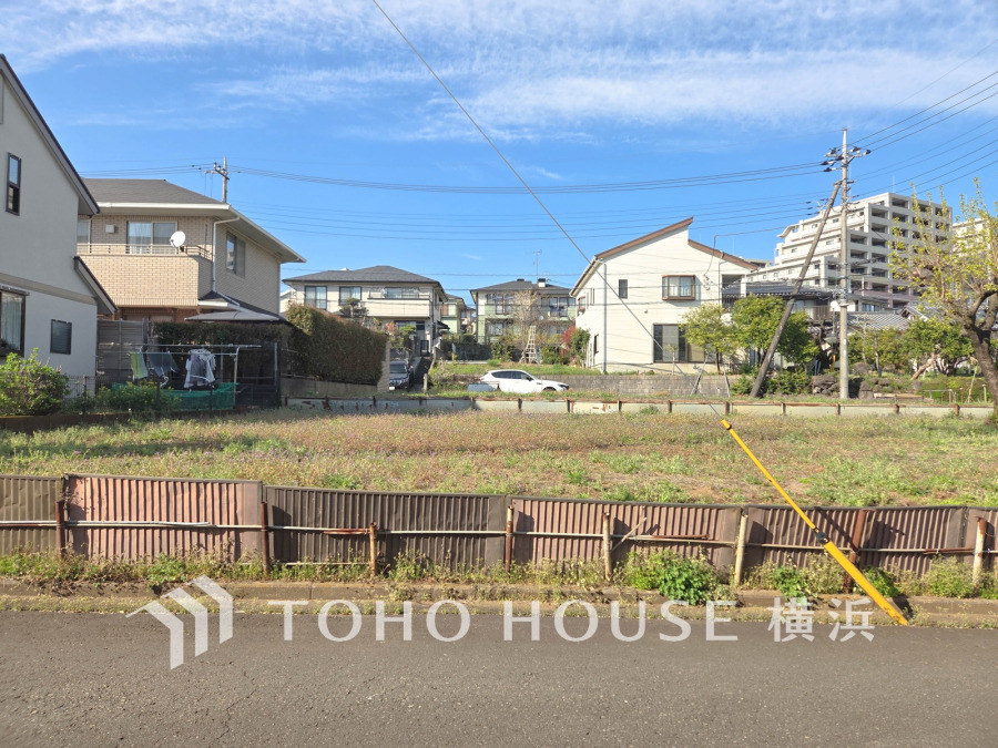 【2026年4月撮影】建築条件のない土地ですので、お好みのハウスメーカーさんで、理想のマイホームを建築することが出来ます。