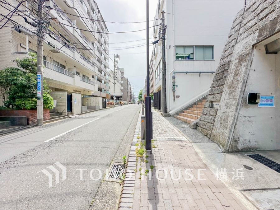 家の良し悪しだけでなく周辺環境も重要なポイント。それは月日が経つ事で「近くにあるもの」から「家の財産」へとイメージが変わってくる事を身体が理解しているからだと思います。