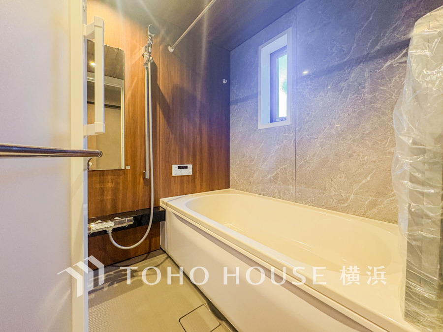 1日の疲れを取り心身を癒すことができる住まいの中のリラクゼーション空間、バスルーム。心からゆったりと寛いでいただけるよう、ゆとりのスペースを確保してます。