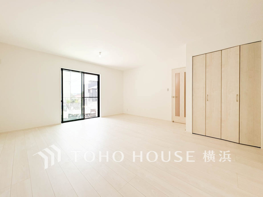 一日の中で多くの時間を過ごすことになる住まいだからこそ、いつも穏やかな空間であるように心掛けています。構成する建材などへの配慮が、住まう方の健康を守ります。