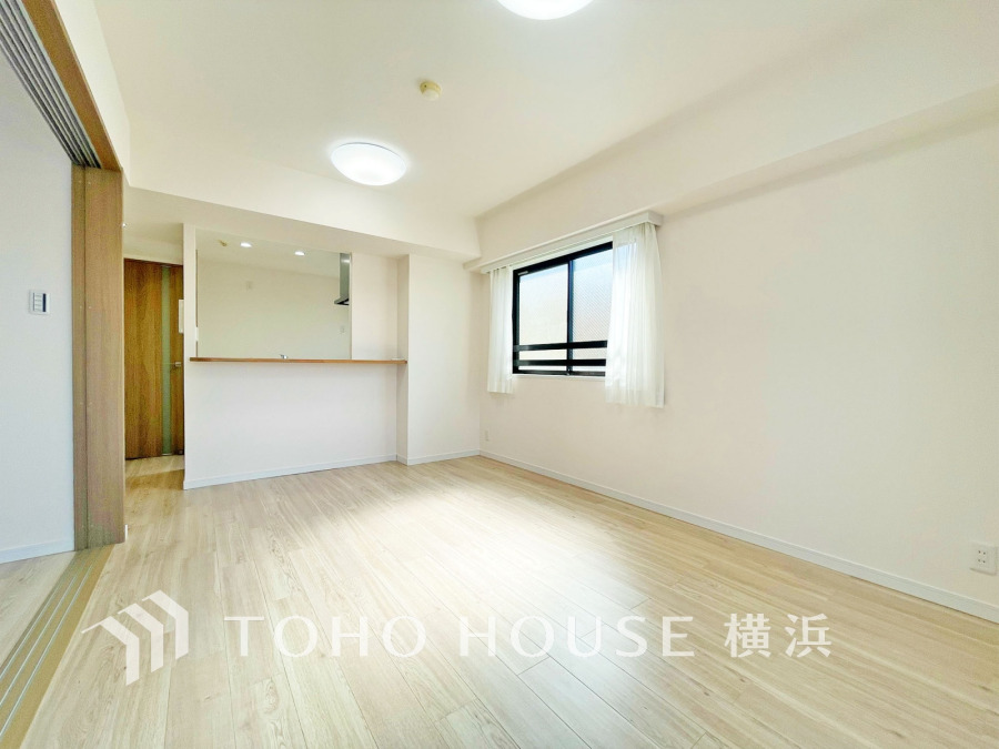 上質な時間を育む暮らしのメインステージ。寛ぎとコミュニケーションを育む居心地のよい場所。ここで楽しむ家族の時間が絆をより深めてくれそうです。