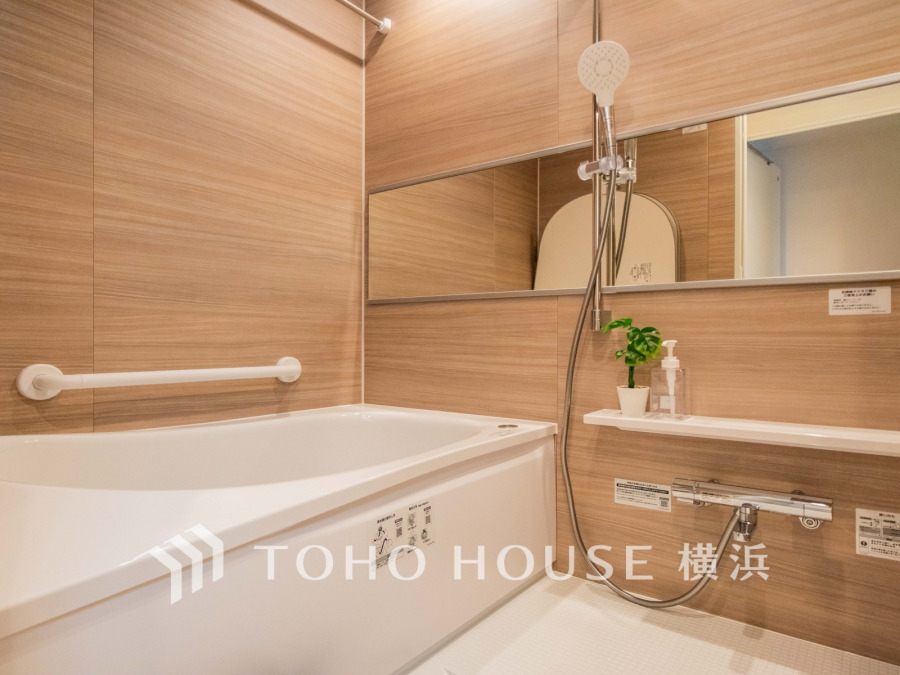 1日の疲れを取り心身を癒すことができる住まいの中のリラクゼーション空間、リラックスできるよう優しいカラーをチョイスしました。時を忘れるほどのんびりできる空間に。