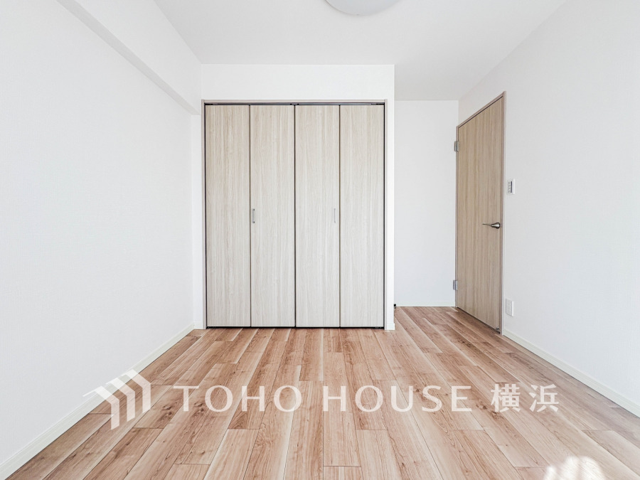 感性を育むプライベートルームはシンプルでスマートな空間。好みの空間で読書をしたり、音楽を聞いたりと一人の時間も充実したものにできます。