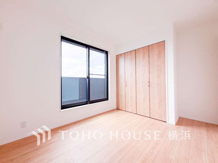 穏やかな寛ぎを届ける上質仕様のゆとりあるお部屋。自分時間を充実させながら心豊かにできるプライベート空間。