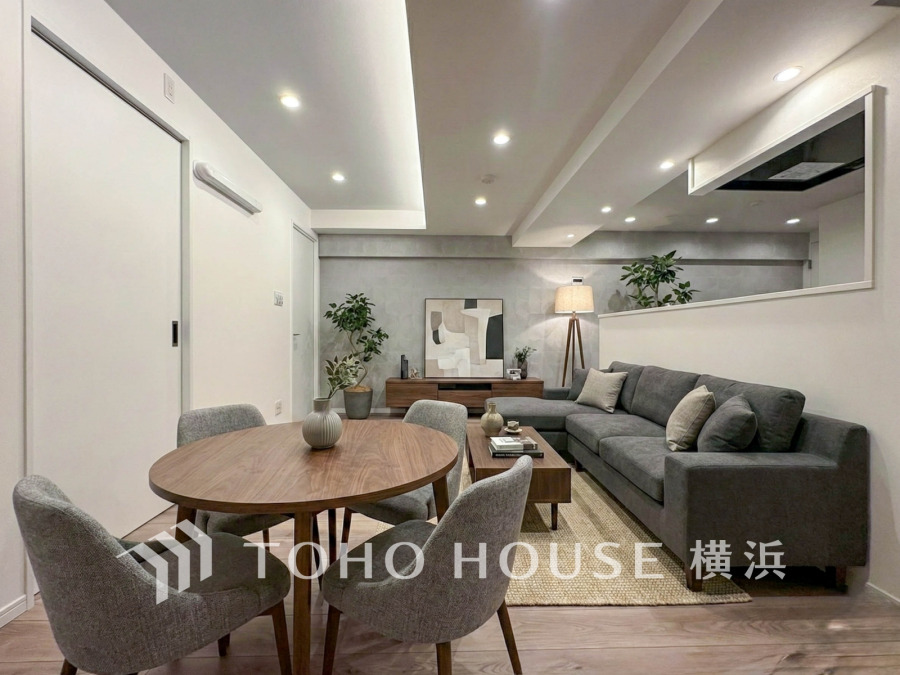 ご家族やお客様との時間など、多くの時を刻む空間。何気なく過ぎる時でさえも上質なひと時となる快適な空間を目指して。