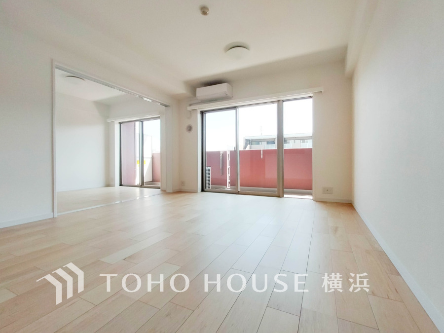 ご家族やお友達との時間など、多くの時を刻む空間。何気なく過ぎる時でさえも上質なひと時となる快適な空間を目指して。